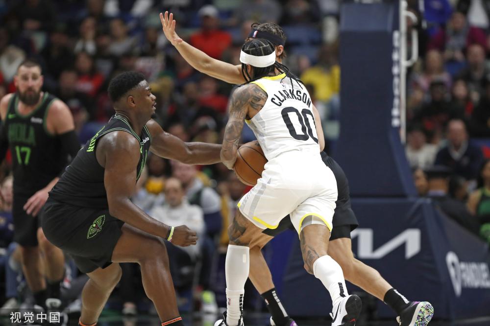 坐镇锋线的 坐镇锋线的