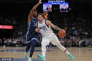 很多足球俱 很多足球俱