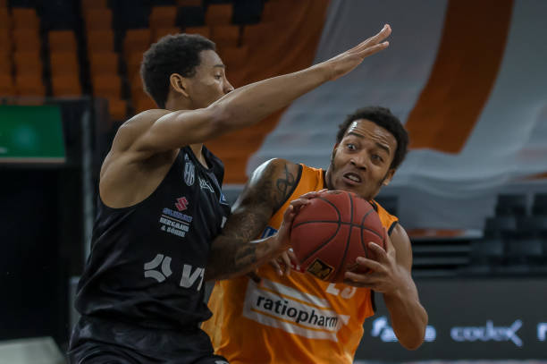 持冷静和精 持冷静和精