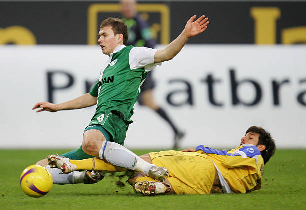 轻球员少见 轻球员少见